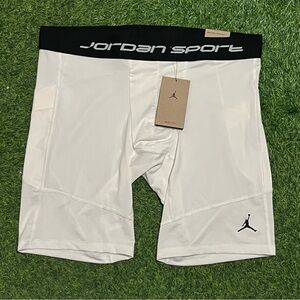 NWT Jordan Sport Dri-Fit Men White Compression Tight Fit Shorts XL FV8618-100